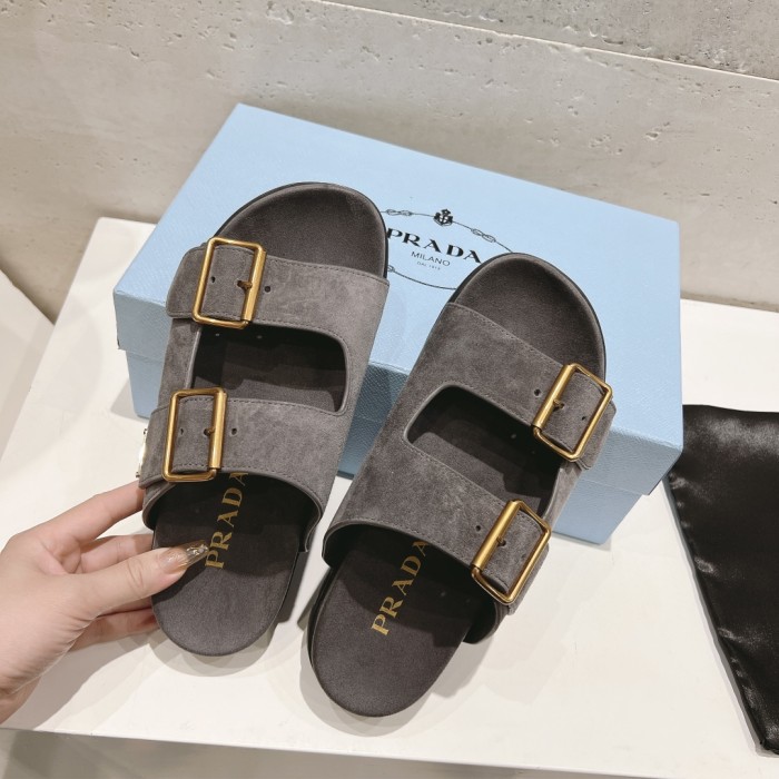 Prada shoes 075 XM092