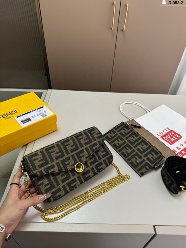 Fendi Shoulder Bag 002 DB531 22cm