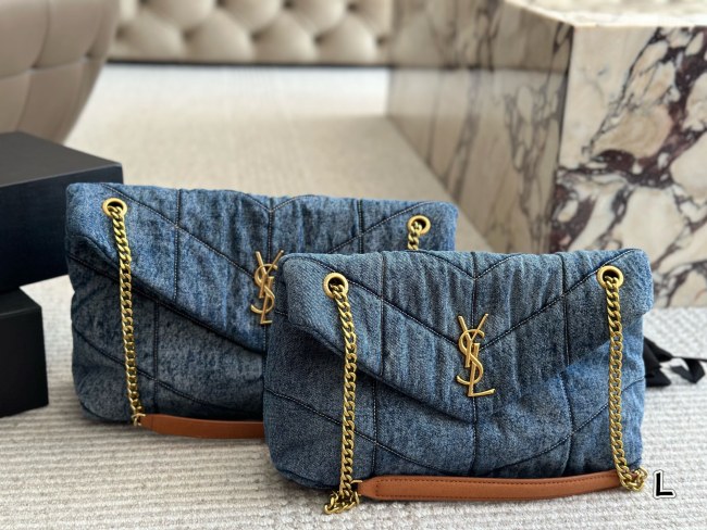 YSL Loulou puffer 014 DB571581 32-35cm