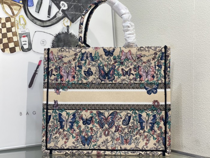High quality Dior Book Tote 8834 LM042062 36-42cm
