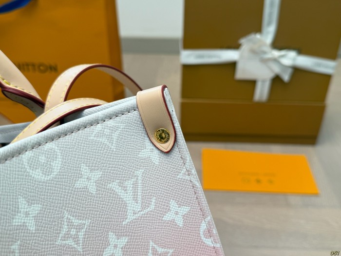 LV Onthego Tote 098 DB061 32cm