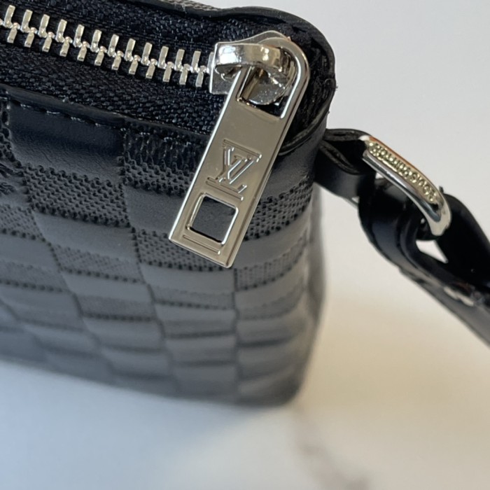 LV Takeoff Clutch M69837 LM021 30cm