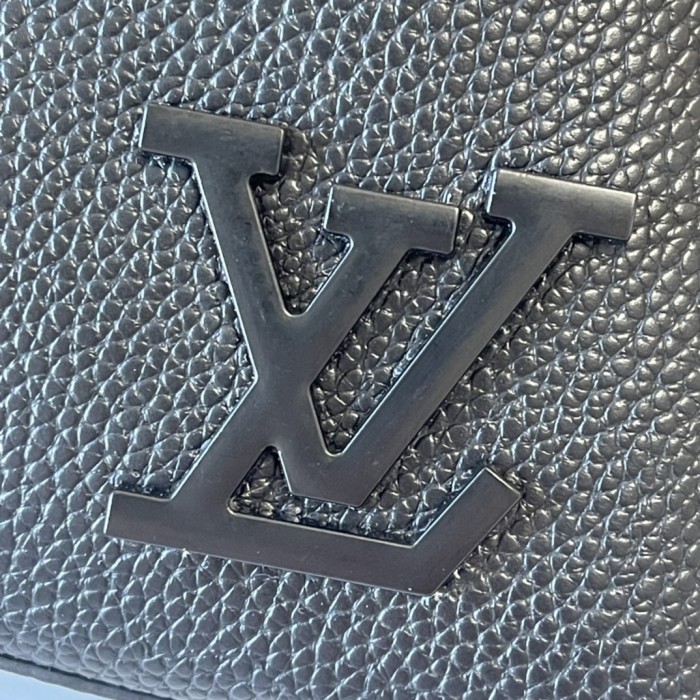 LV Takeoff Clutch M69837 LM021 30cm