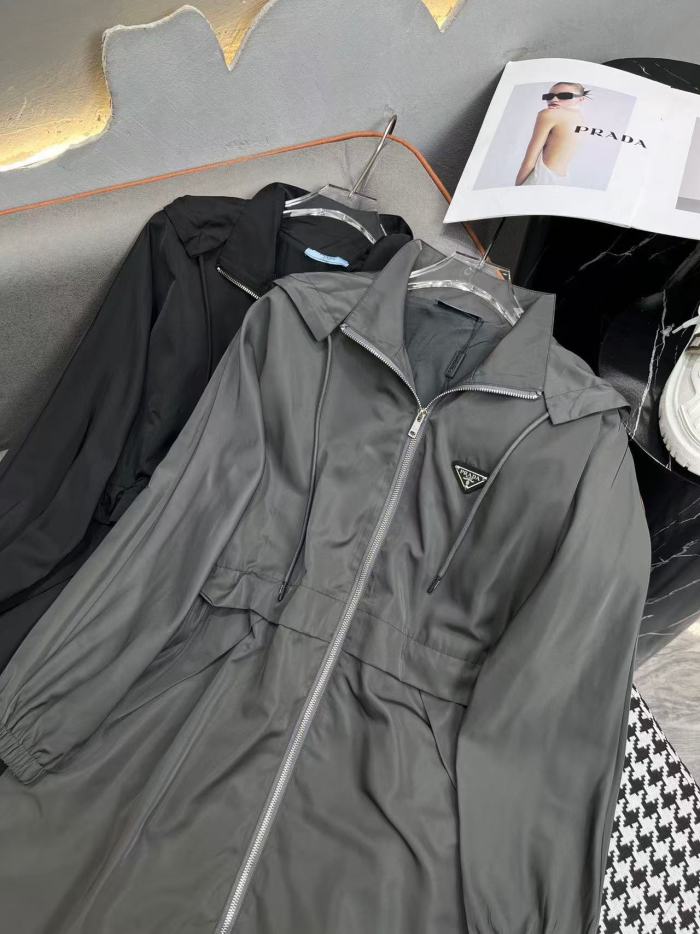 Prada Ladieswear