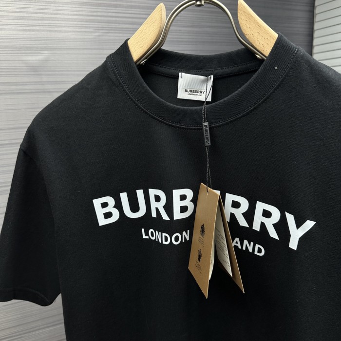 Burberry T-Shirts 011
