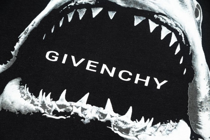 Givenchy T-Shirts 003