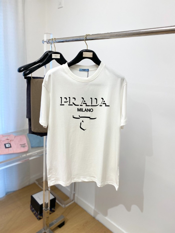 Prada T-Shirts 016