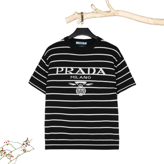 Prada T-Shirts 007
