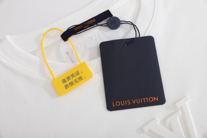 LV T-Shirts 018