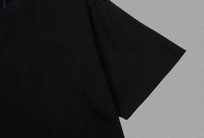 Prada T-Shirts 001