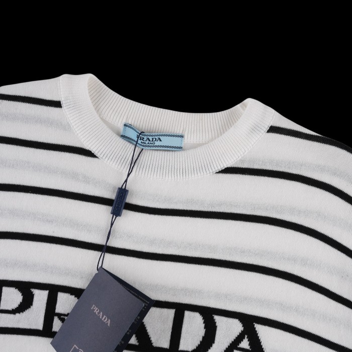 Prada T-Shirts 007