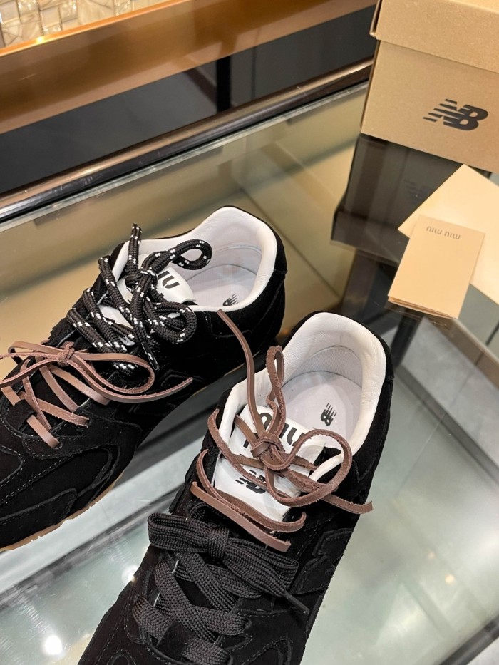 MiuMiu x New Balance 008 Casual shoes HL082