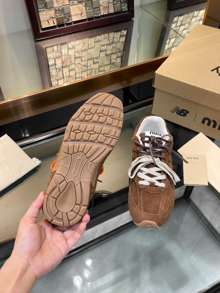 MiuMiu x New Balance 008 Casual shoes HL082