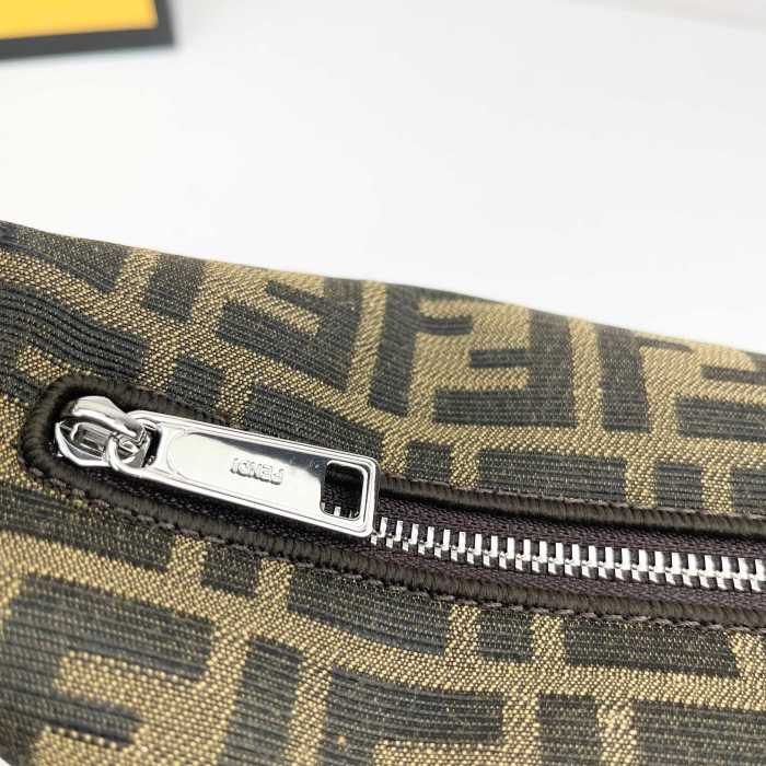 FENDI Melon 8862 LM051