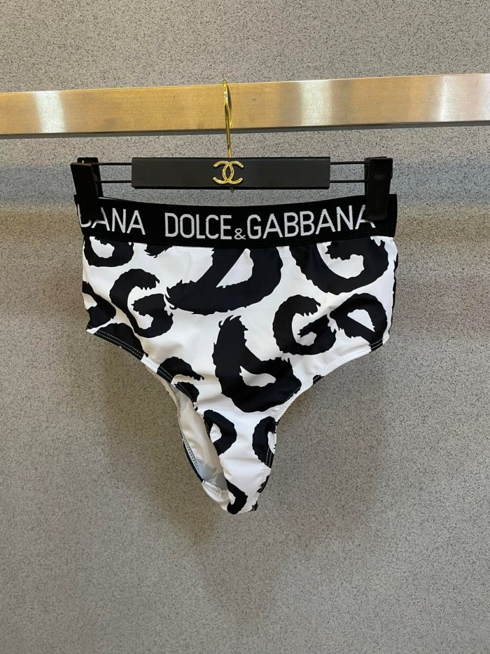 D&G Swimsuit 001