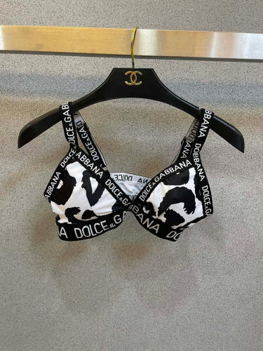 D&G Swimsuit 001