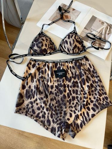 D&G Swimsuit 002