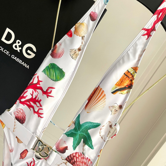 D&G Swimsuit 010