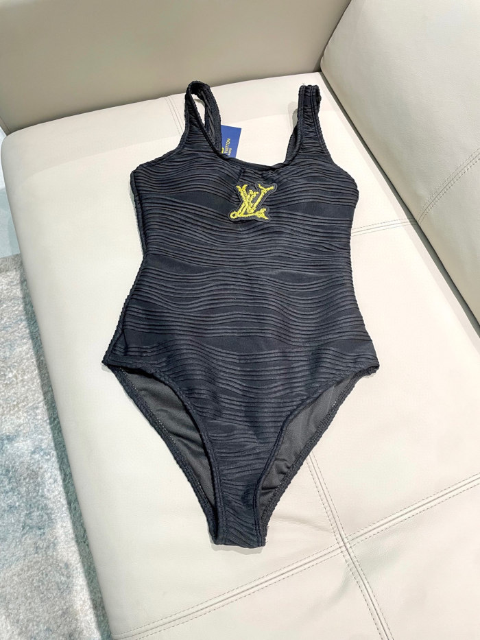 LV Swimsuit 004