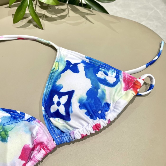 LV Swimsuit 002