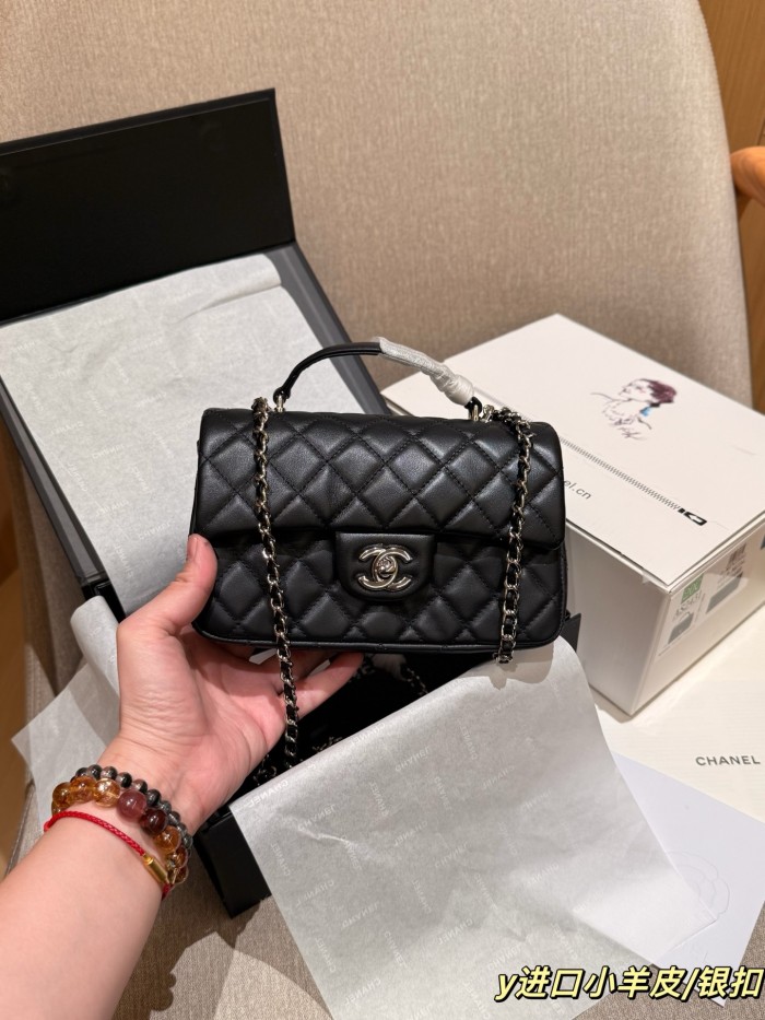 Chanel 22p Mini CF Handle Bag 048 DB542 20cm
