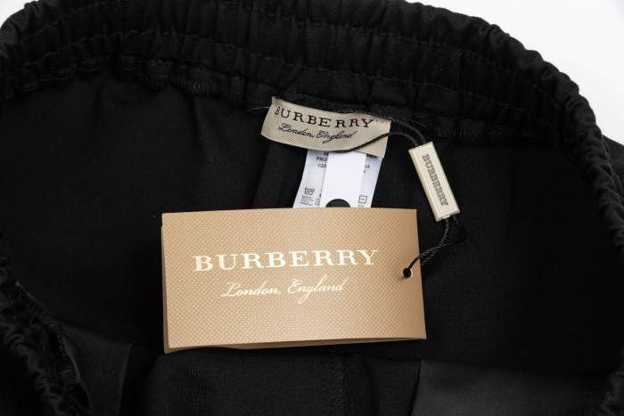 Burberry Shorts 012