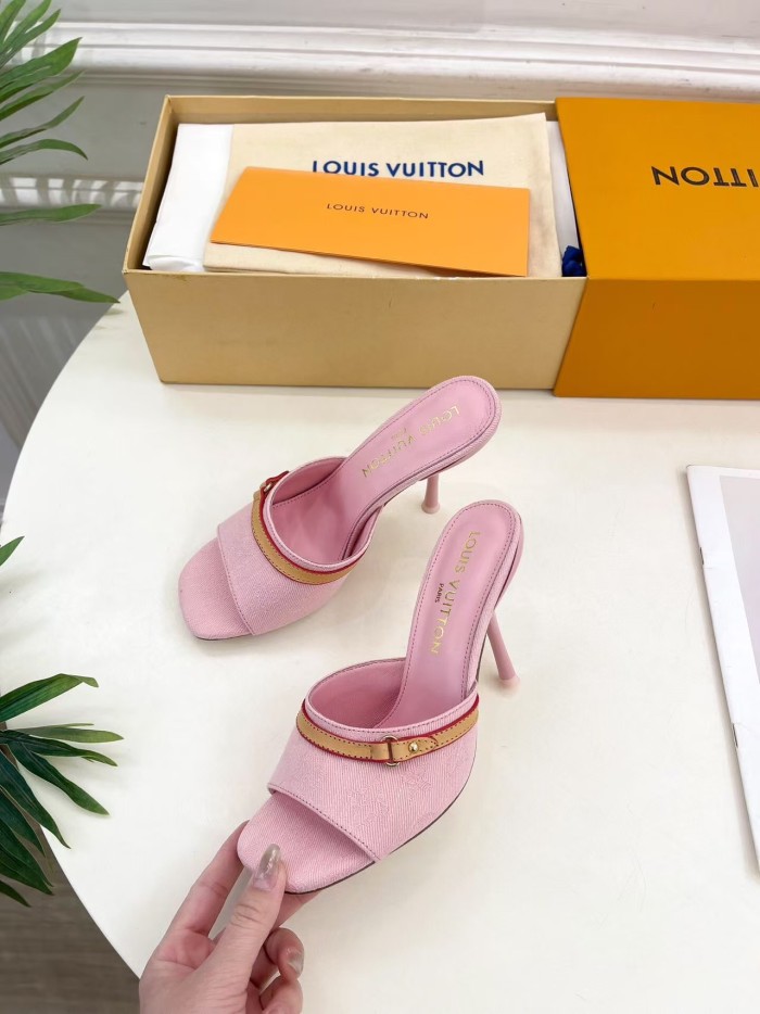LV shoes 026 KA082