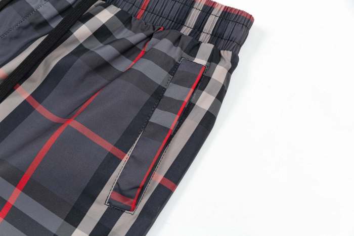 Burberry Shorts 019