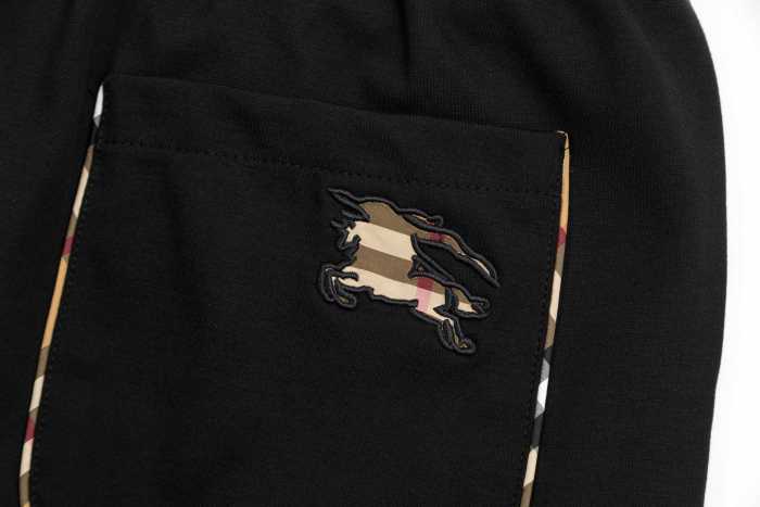 Burberry Shorts 013