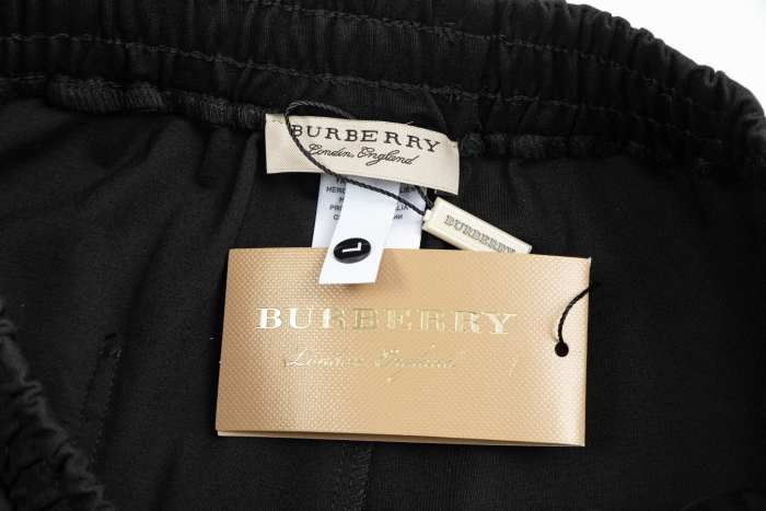 Burberry Shorts 014