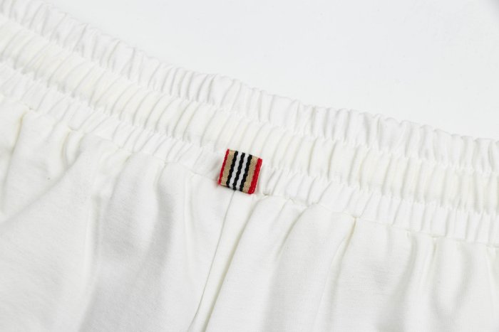 Burberry Shorts 010