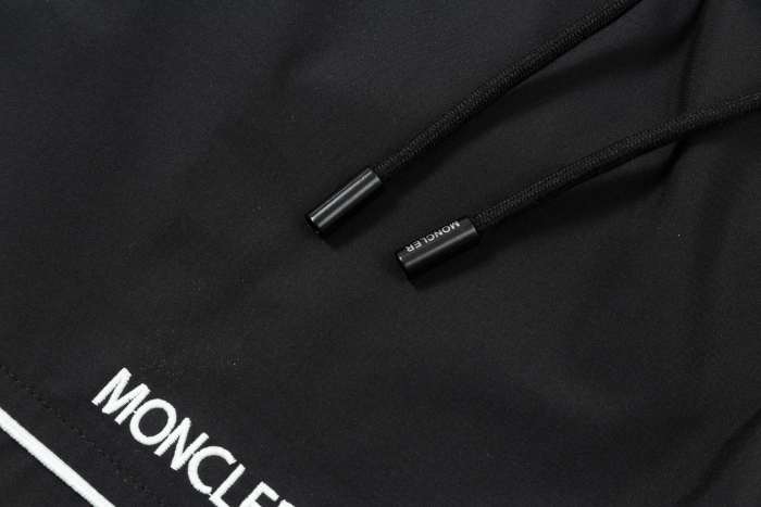 Moncler Shorts 003