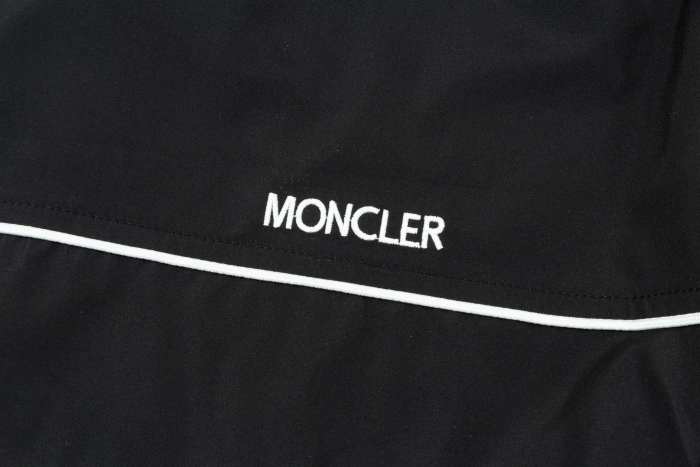 Moncler Shorts 003