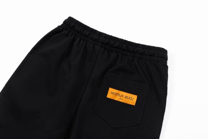 LV Shorts 013
