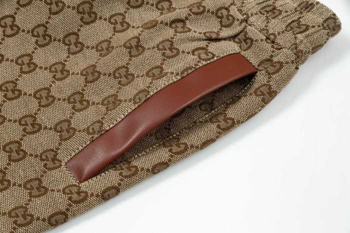 Gucci Shorts 010