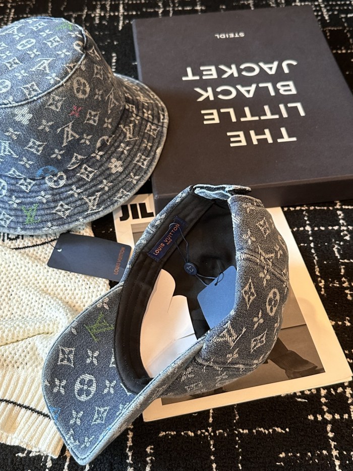LV Hats & Caps