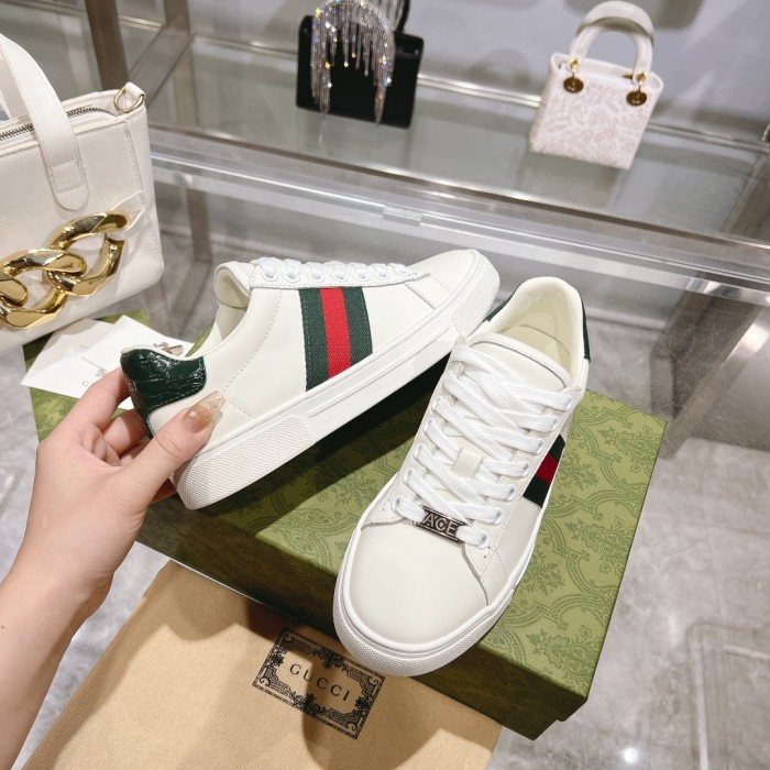 Gucci Casual shoes 039 XM052