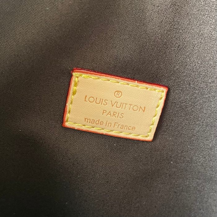 LV Coussin Hobo Bag M12068 XX061 38cm