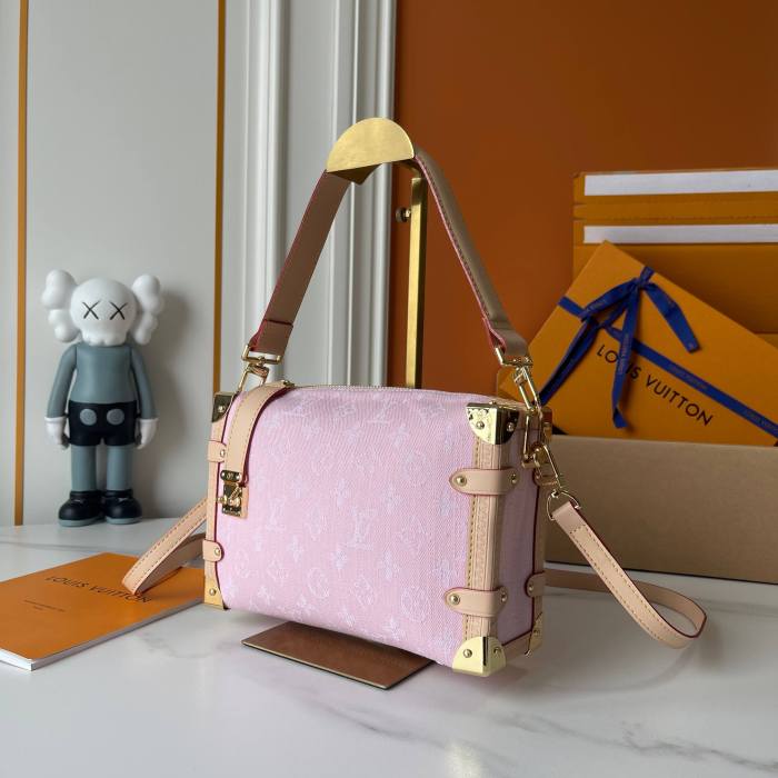 LV Side Trunk Bag M13285 XX051 23.5cm