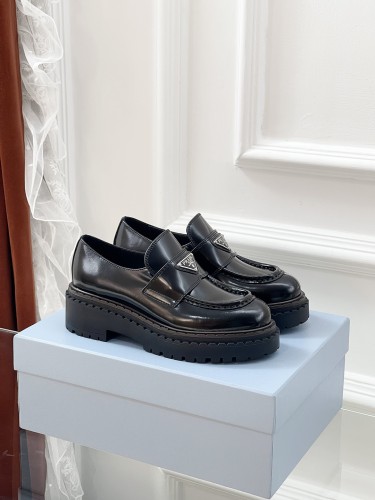Prada Casual shoes 017 HL072