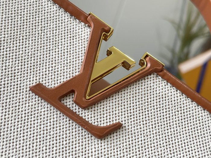 LV Capucines Bag M57651 XX032042 27-31.5cm