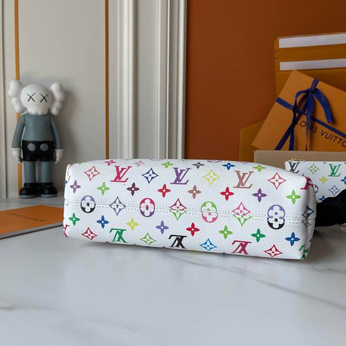 LV Coussin Hobo Bag M12068 XX061 38cm