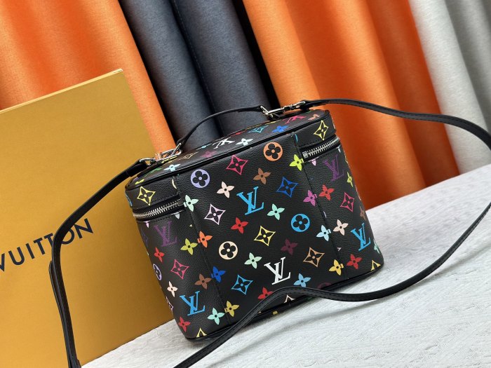 LV Nice BB Bag M13747 XX041 24cm