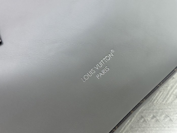 LV Neverfull Bag M14210 XX031 31cm