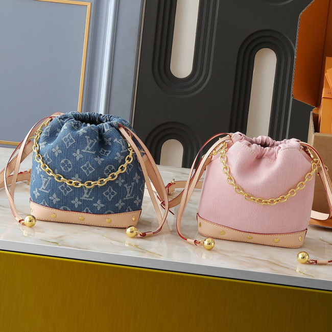 LV Nano Noé Bag M83043 XX031 18cm