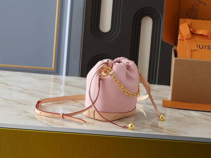 LV Nano Noé Bag M83043 XX031 18cm