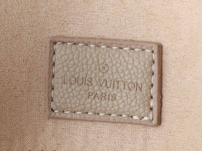 LV CarryAll Bag M44888 XX051 34cm