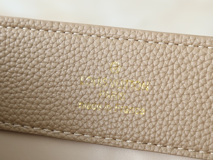 LV Capucines Bag M12935 XX071081091 21-31.5cm