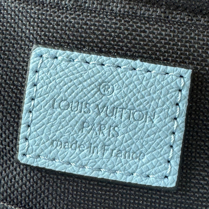 LV Discovery Backpack M14072 XX081 38cm