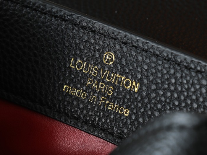 LV Capucines Bag M12935 XX071081091 21-31.5cm